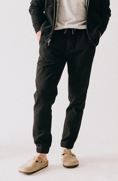 fit model showing off The Apres Pant in Black Indigo Sashiko