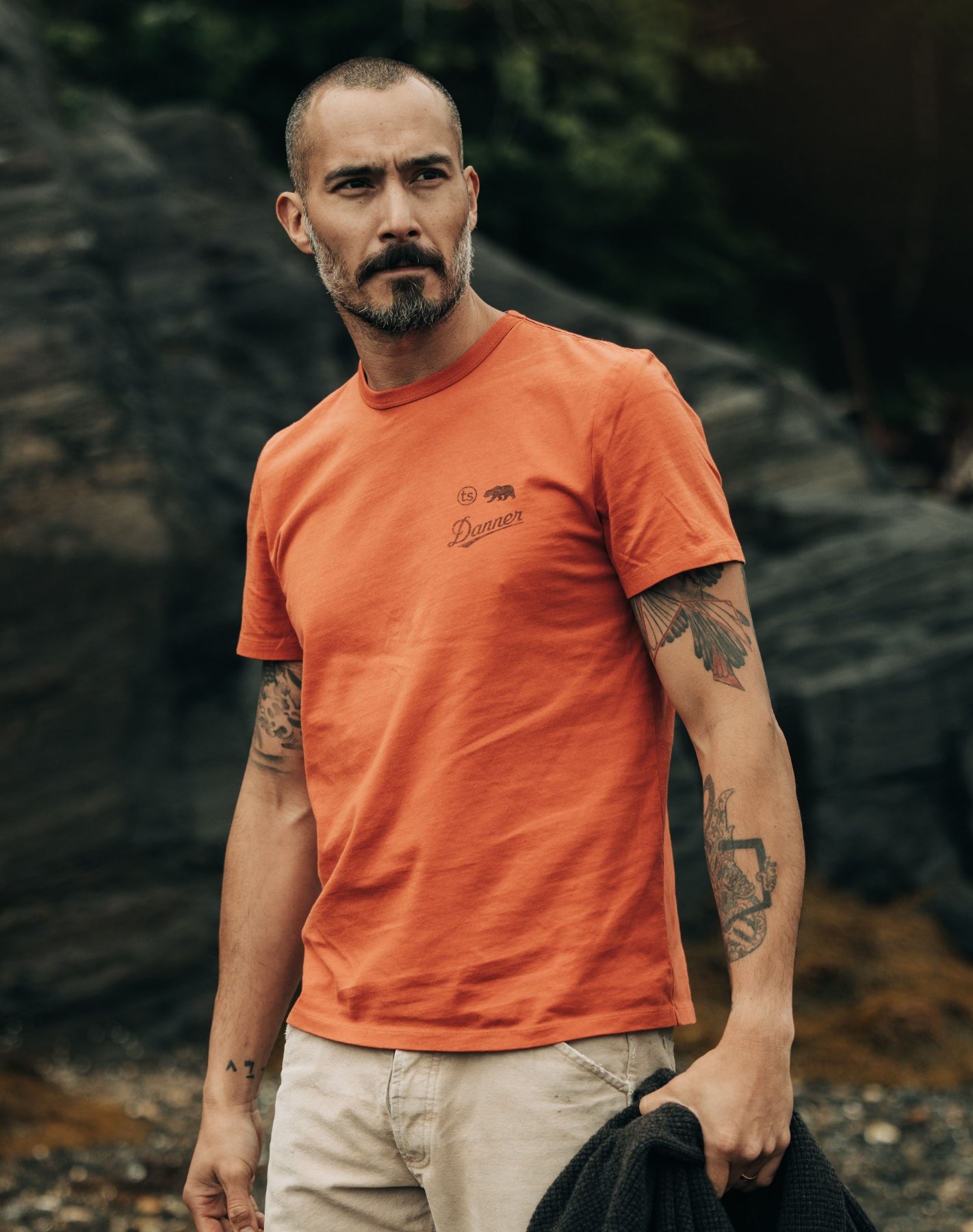 Model in The Organic Cotton Tee in Coastal Trail